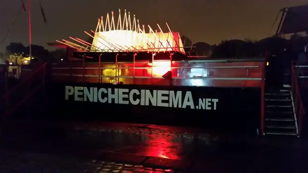 Péniche Cinéma