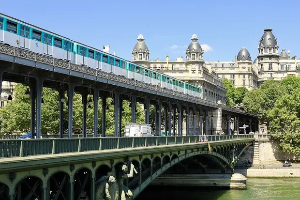 Pont Bir Hakeim