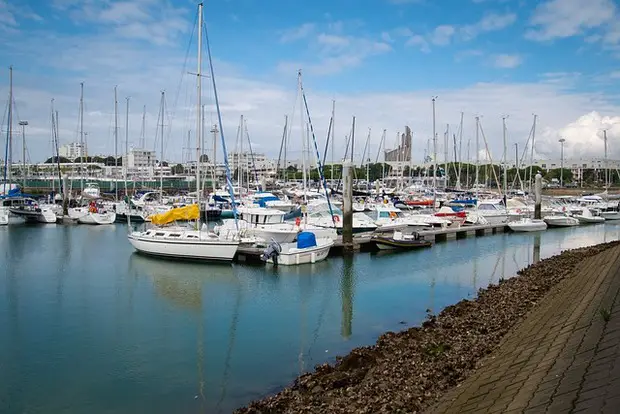 Vue sur le port de Royan