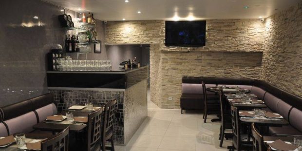 salle helem café