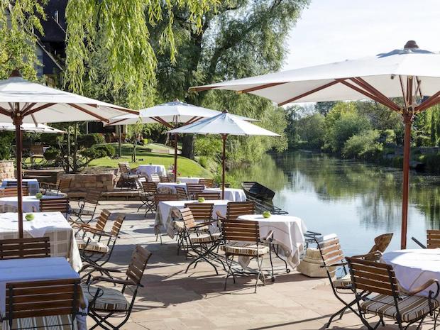terrasse hôtel des berges