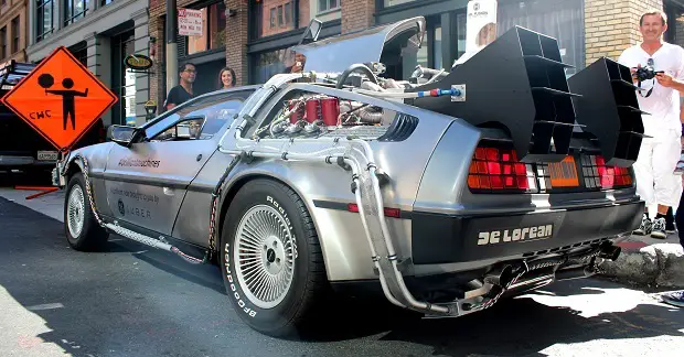 Réplique d'une Delorean par Uber