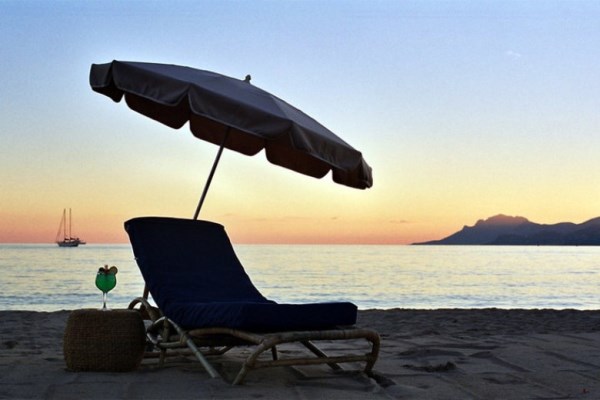 Parasol devant la mer