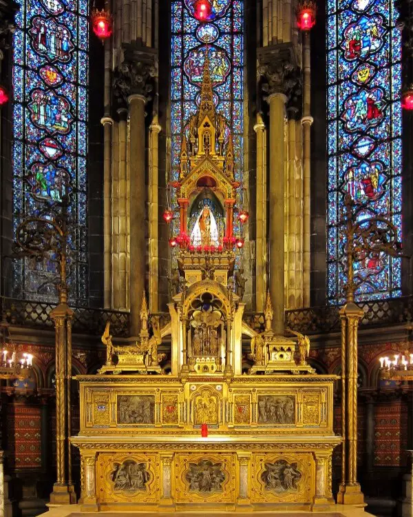 Altar of the Sainte Chapelle
