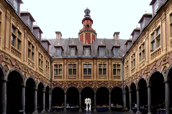 Galerie du campanile, Vieille Bourse