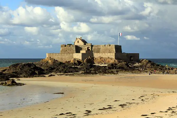 Fort National