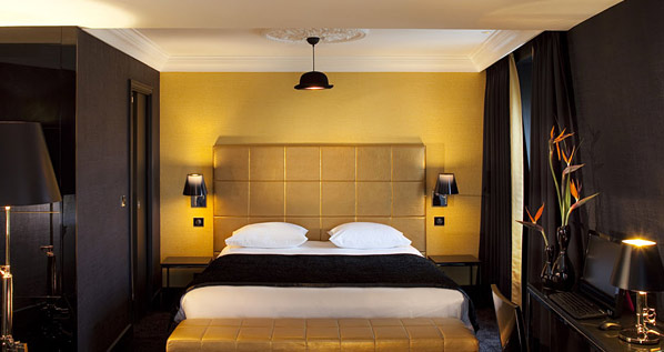 First Hôtel 13