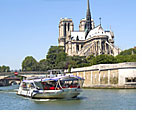 Bateaux Mouches a Paris