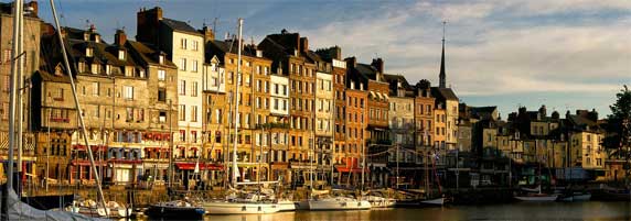 http://www.france-hotel-guide.com/images2006/port-honfleur.jpg