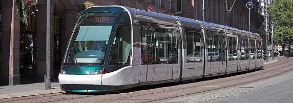 Strasbourg tramway in the city