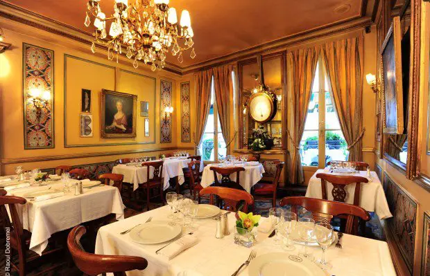 Salle du restaurant