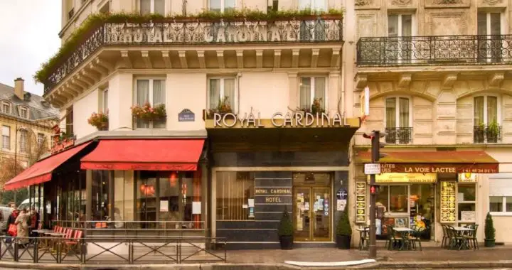 Hôtel Au Royal Cardinal (Paris) : prices, photos and reviews