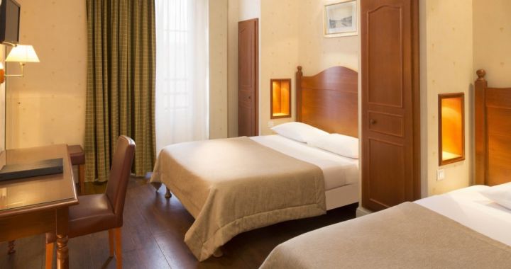 Central Hotel Paris Montparnasse 5