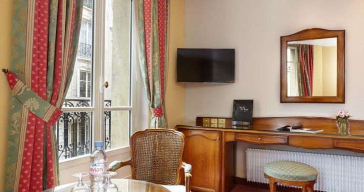 Hôtel de Sévigné 19