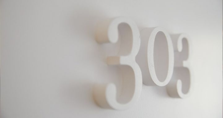 9 Hôtel  13