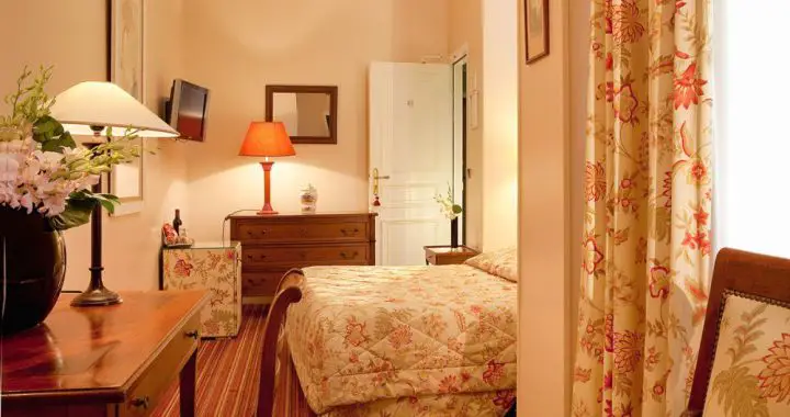 Hotel Le Relais du Louvre 14