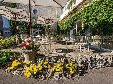 Hostellerie De Bretonnière   Groupe Logis Hotels