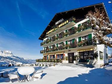 Logis Hôtel Le Caprice Des Neiges