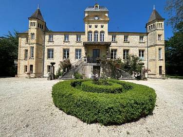 Chateau Du Four De Vaux