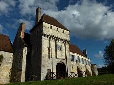 Chateau monastère de La Corroirie