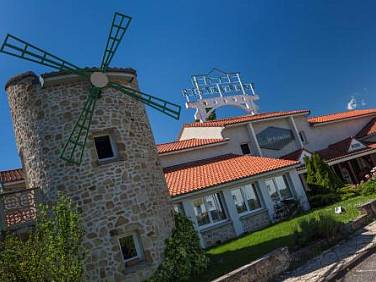 LOGIS Hôtel Le Moulin Des Gardelles