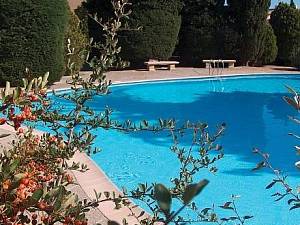 Apartment Hameau de Provence 1 by Interhome