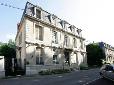 L'Hôtel Particulier   Appartements d'Hôtes