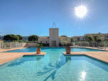 Holiday Home Les Marines du Roussillon 1 by Interhome