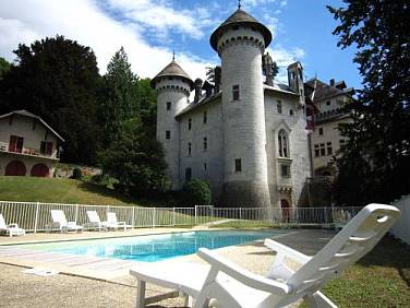 House in Rhone Valley near Ski Resorts