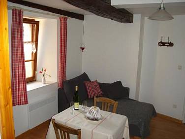 A studio apartment in wine grower's house