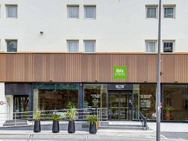 Kyriad Marseille Palais Des Congrès   Vélodrome   IBIS Styles à partir du 13 Mai 2025