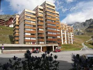 Apartment Sérac B4 by Interhome