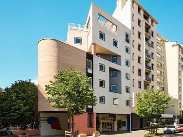 greet hotel Marseille Parc Chanot Velodrome