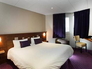 Brit Hotel Tours Sud – Le Cheops