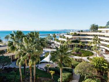 Holiday Inn Nice   Port St Laurent by IHG