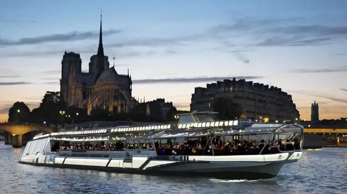 bateaux mouches